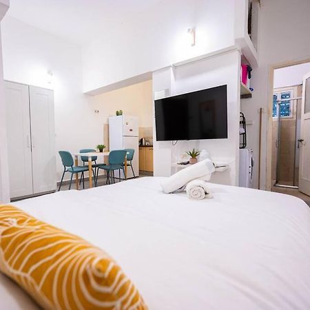 Studio Apartment In Ben Yehuda Cozy And Convinent تل أبيب المظهر الخارجي الصورة