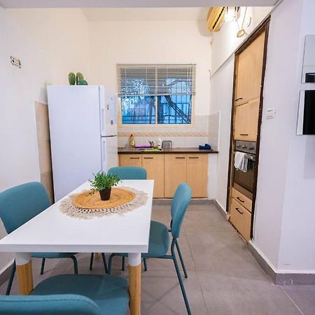 Studio Apartment In Ben Yehuda Cozy And Convinent تل أبيب المظهر الخارجي الصورة